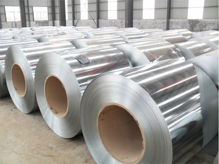 Bobina de aço galvanizado revestido de zinco DX51D+Z Z275 Folha de cobertura de bobina de aço galvanizado Gi Coil